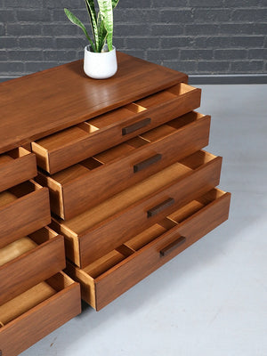 Mid Century Modern Walnut Dresser by Milling Road / Baker Furniture c.1960's