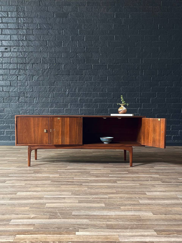 Mid-Century Modern “Motif” Series Walnut Credenza by Thomasville, c.1960’s