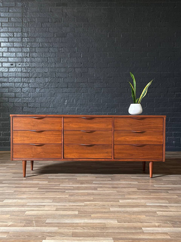 Mid-Century Modern 9-Drawer Walnut Dresser by Ward Furniture, c.1960’s