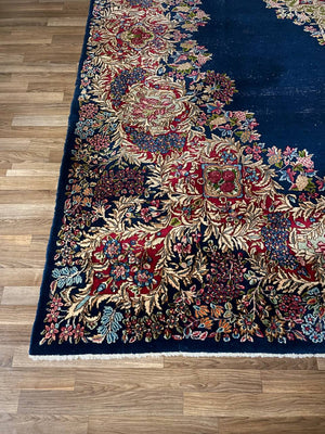 Vintage Persian Kashan Rug – Hand-Knotted Floral Medallion on Deep Indigo Field, c.1940s