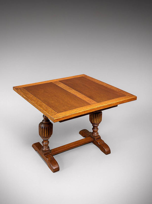 American Arts & Crafts Tiger Oak Draw-Leaf Dining Table, c.1920’s