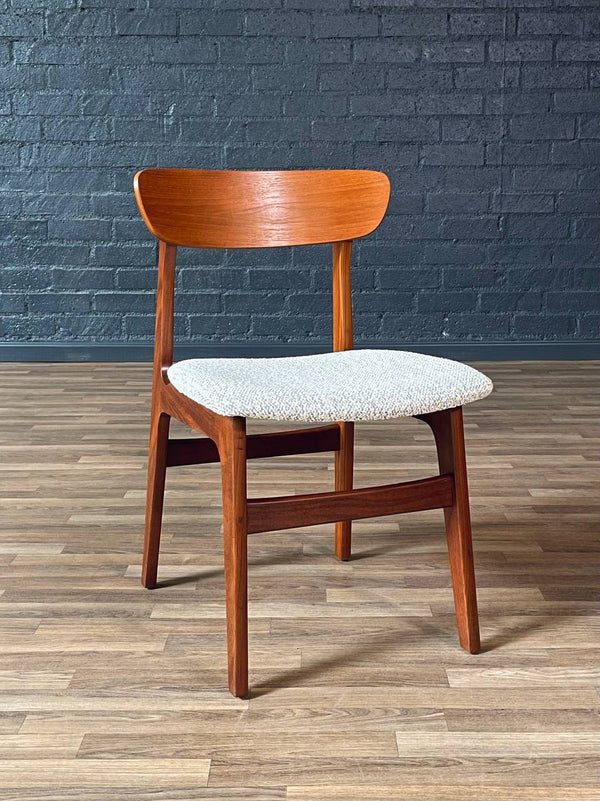 Set of 6 Mid-Century Danish Modern Teak Dining Chairs, c.1960’s