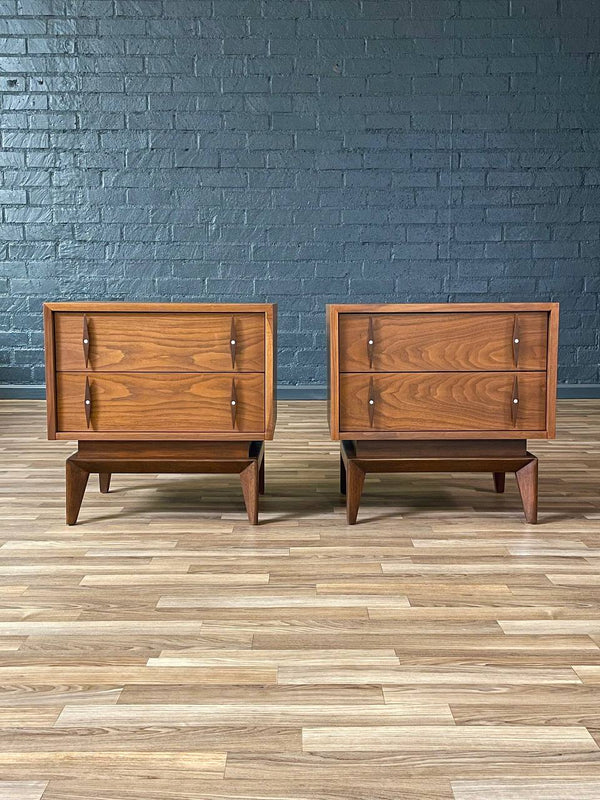 Pair of Mid-Century Modern Sculpted Night Stands by American of Martinsville, c.1960’s