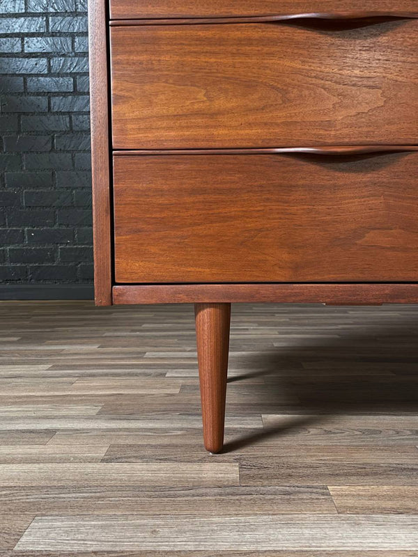 Mid-Century Modern 9-Drawer Walnut Dresser by Ward Furniture, c.1960’s