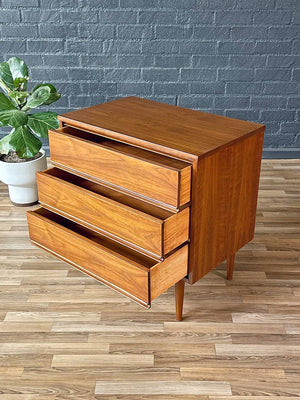Mid-Century Modern 3-Drawer Dresser by Dixie, c.1960’s