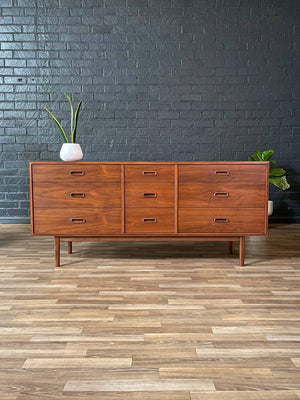 Mid-Century Modern Walnut Dresser by Jack Cartwright, c.1960’s