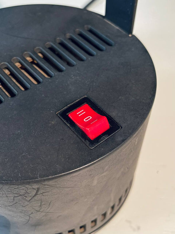 Italain “Tizio” Adjustable Counterbalanced Table Lamp by Richard Sapper for Artemide, c.1970’s