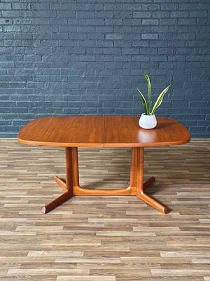 Expanding Mid-Century Danish Modern Teak Dining Table by Gudme, c.1960’s