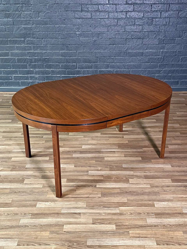 Expanding Merton Gershun “Esprit” Walnut Dining Table for Dillingham, c.1970’s