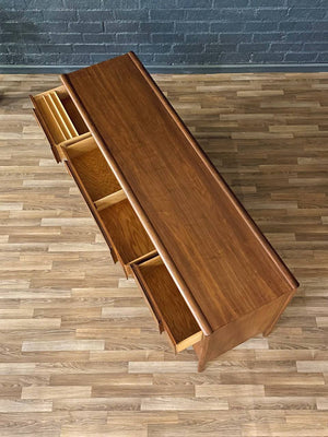 Mid-Century Modern “Parallel” Dresser by Barney Flagg for Drexel, c.1960’s