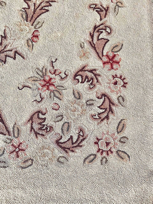 Vintage American Hand-Hooked Floral Rug in Colonial Revival Style, c.1950s