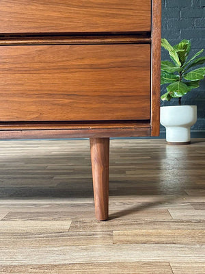 Mid-Century Modern 6-Drawer Walnut Dresser, c.1960’s