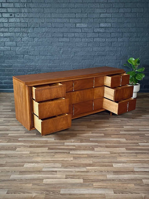 Mid-Century Modern 9-Drawer Walnut Dresser by United Furniture, c.1960’s