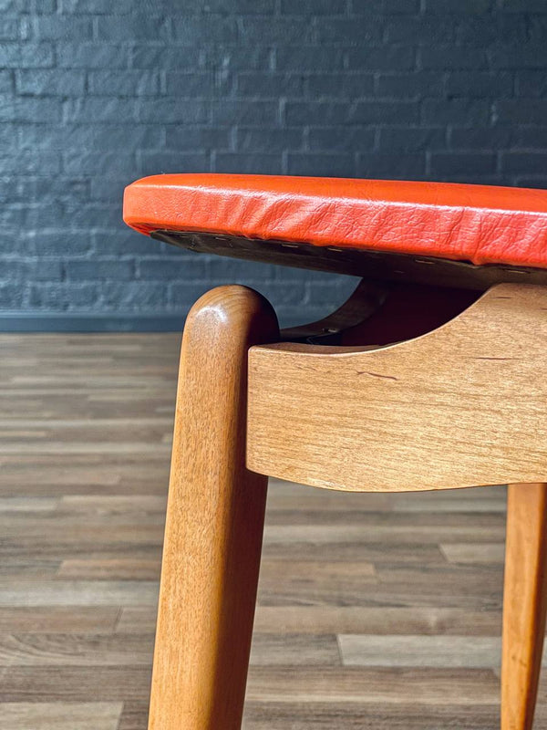 1x Mid-Century Modern Desk Chair by Stakmore, c.1960’s