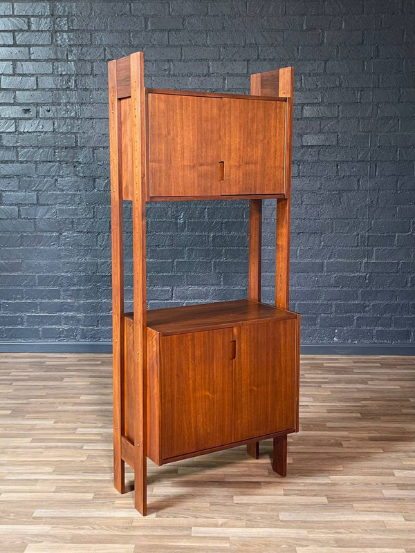 Mid-Century Modern Free-Standing Walnut Bookshelf Storage Unit, c.1960’s