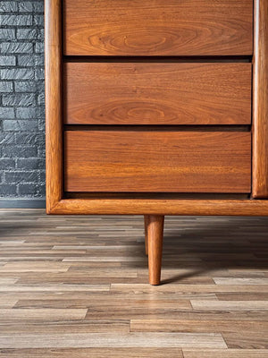 Mid-Century Modern 9-Drawer Walnut Dresser by Lane, c.1960’s