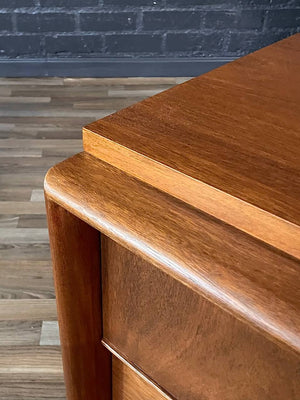 Pair of Mid-Century Modern Walnut Night Stands by United Furniture, c.1960’s