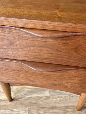 Pair of Mid-Century Modern Night Stands by Ward Furniture