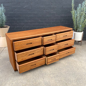 Mid-Century Modern Oak 9-Drawer Dresser, c.1970’s