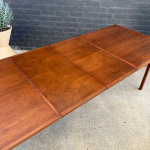Expanding Mid-Century Modern Walnut Dining Table by Milo Baughman for Directional, c.1950’s