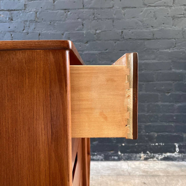 Mid-Century Modern Dresser by Milo Baughman for Drexel, c.1950’s