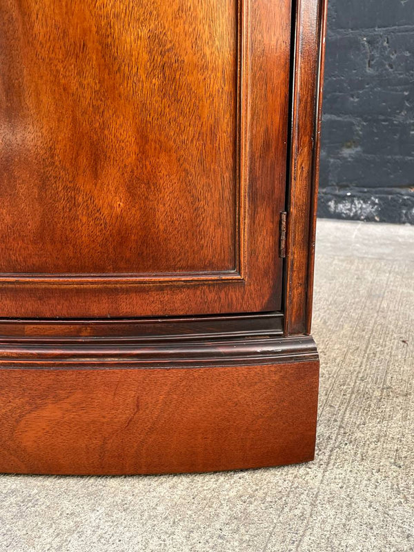 American Antique Federal Style Mahogany Display Corner Cabinet, c.1950’s