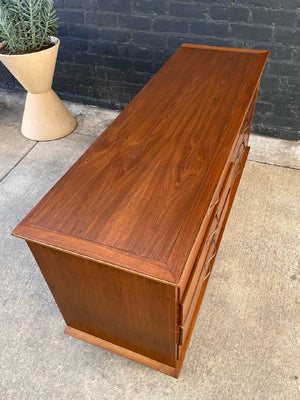 Mid-Century Modern 8-Drawer Walnut Dresser by Lane, c.1960’s