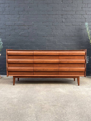 Mid-Century Modern 9-Drawer “1st Edition” Dresser by Lane, c.1960’s