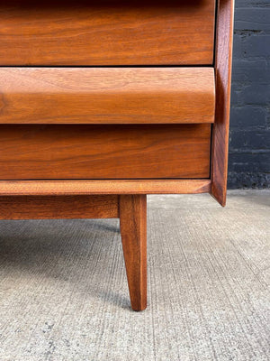 Mid-Century Modern 9-Drawer “1st Edition” Dresser by Lane, c.1960’s