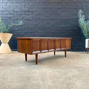 Mid-Century Modern Walnut Trunk by Lane, c.1960’s