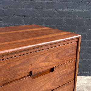 Mid-Century Modern 8-Drawer Walnut Dresser by Cavalier Furniture, c.1960’s