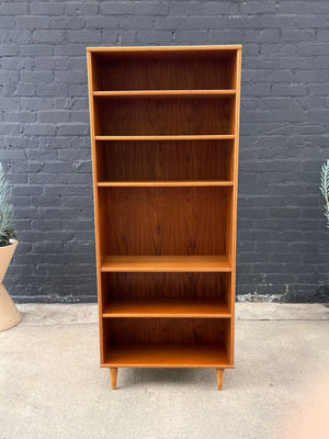 Danish Modern Teak Adjustable Shelf Bookcase, c.1970’s