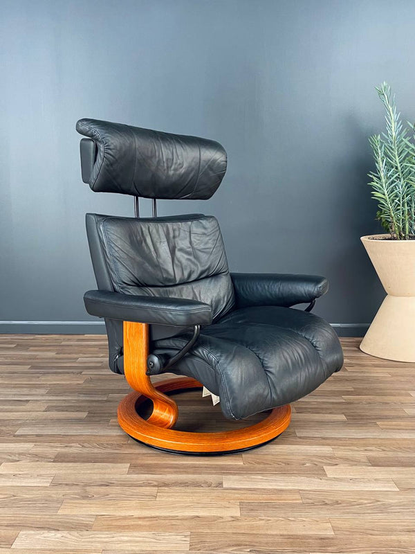 Ekornes Stressless Black Leather Reclining Swivel Lounge Chair