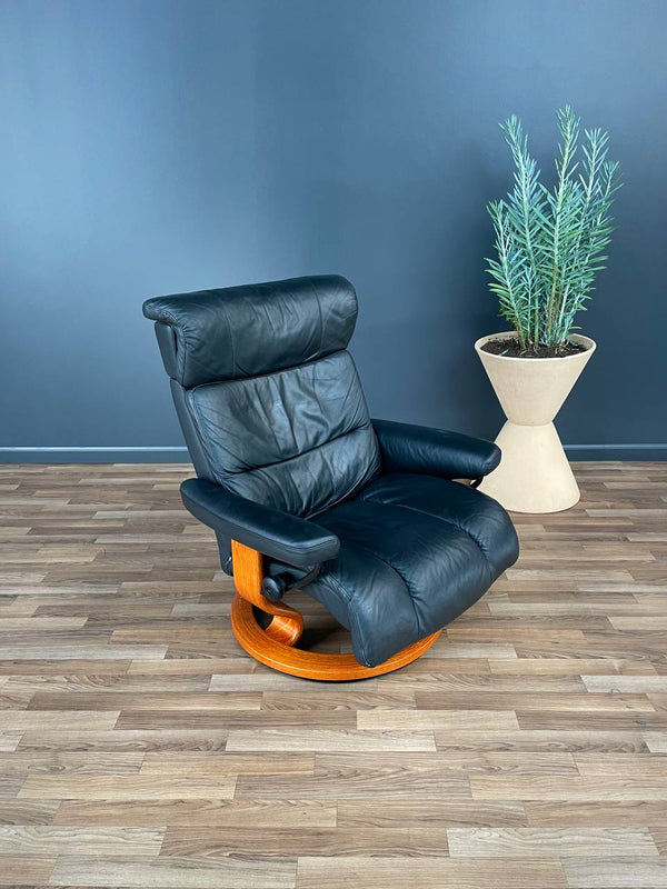 Ekornes Stressless Black Leather Reclining Swivel Lounge Chair