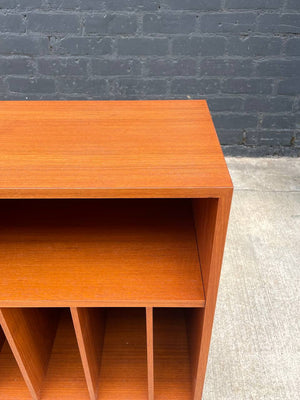 Pair of Mid-Century Danish Modern Teak Mini Adjustable Bookshelves, c.1960’s