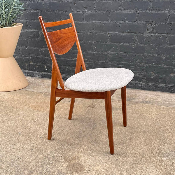 Set of 4 Mid-Century Modern Walnut Dining Chairs by Kipp Stewart, c.1950’s