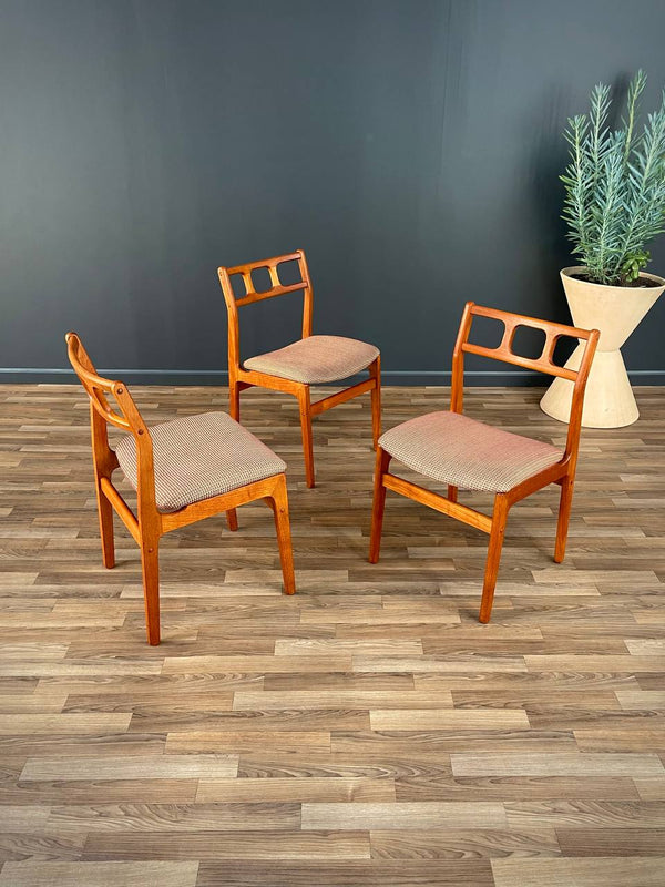 Set of 6 Mid-Century Danish Teak Dining Chairs by D-Scan, c.1960’s