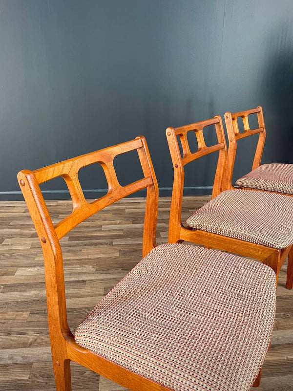 Set of 6 Mid-Century Danish Teak Dining Chairs by D-Scan, c.1960’s