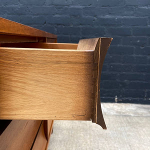 Vintage Mid-Century Modern 6-Drawer Dresser, c.1960’s