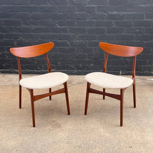 Set of 4 Vintage Mid-Century Danish Modern Teak & Boucle Dining Chairs, c.1960’s