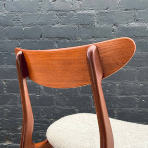 Set of 4 Vintage Mid-Century Danish Modern Teak & Boucle Dining Chairs, c.1960’s