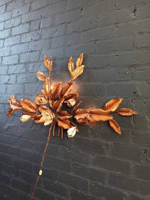 Hollywood Regency Italian Gold Gilt Leaves Toleware Sconce with White Flowers, c.1960’s