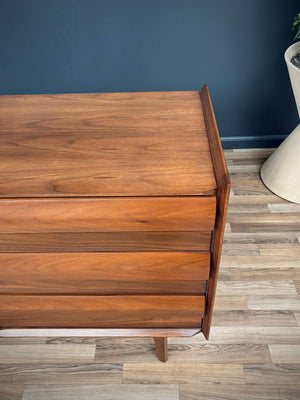 Mid-Century Modern “First Edition” 9-Drawer Dresser by Lane, c.1960’s