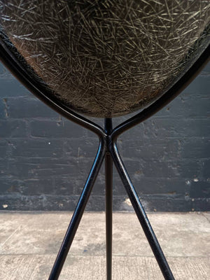 Mid-Century Modern Floating Fiberglass Tripod Planter by Kimball Corp, c.1960’s