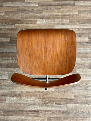 Vintage Mid-Century Modern DCM Chair by Charles Eames for Herman Miller, c.1960’s