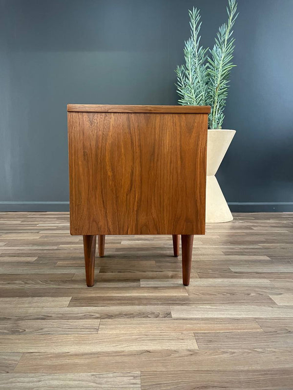 Mid-Century Modern Walnut Night Stand, c.1960’s