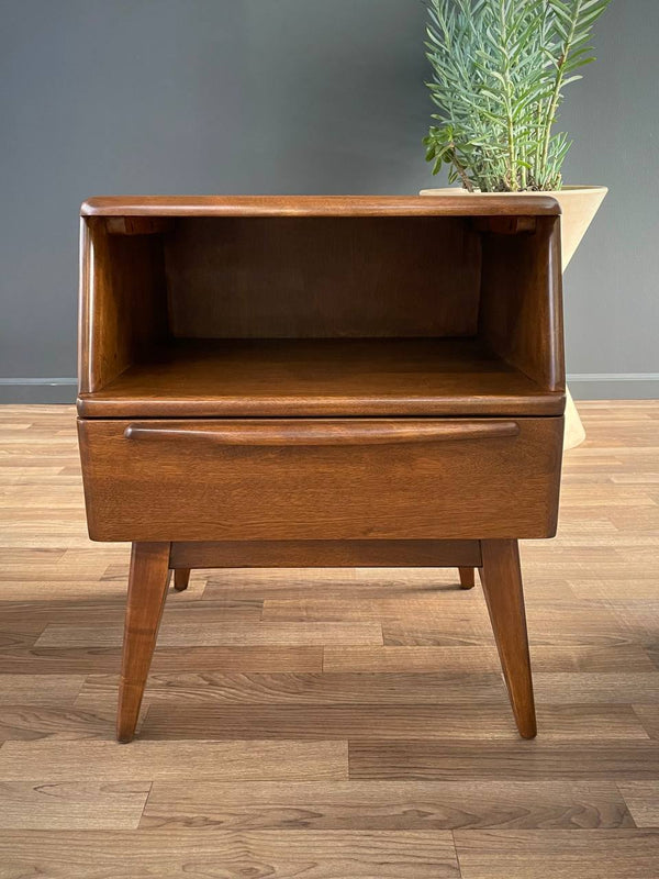 Pair of Mid-Century Modern Night Stands by Heywood Wakefield, c.1950’s