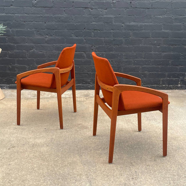Set of 6 Vintage Mid-Century Danish Modern Teak Dining Chairs by Kai Kristiansen, c.1950’s