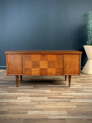 Mid-Century Modern Cedars Trunk Chest by Lane, c.1950’s