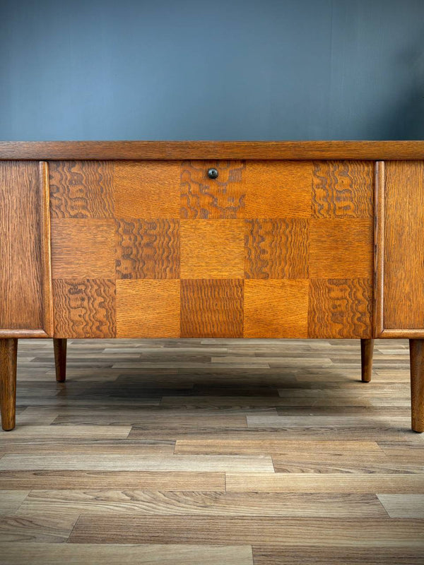 Mid-Century Modern Cedars Trunk Chest by Lane, c.1950’s